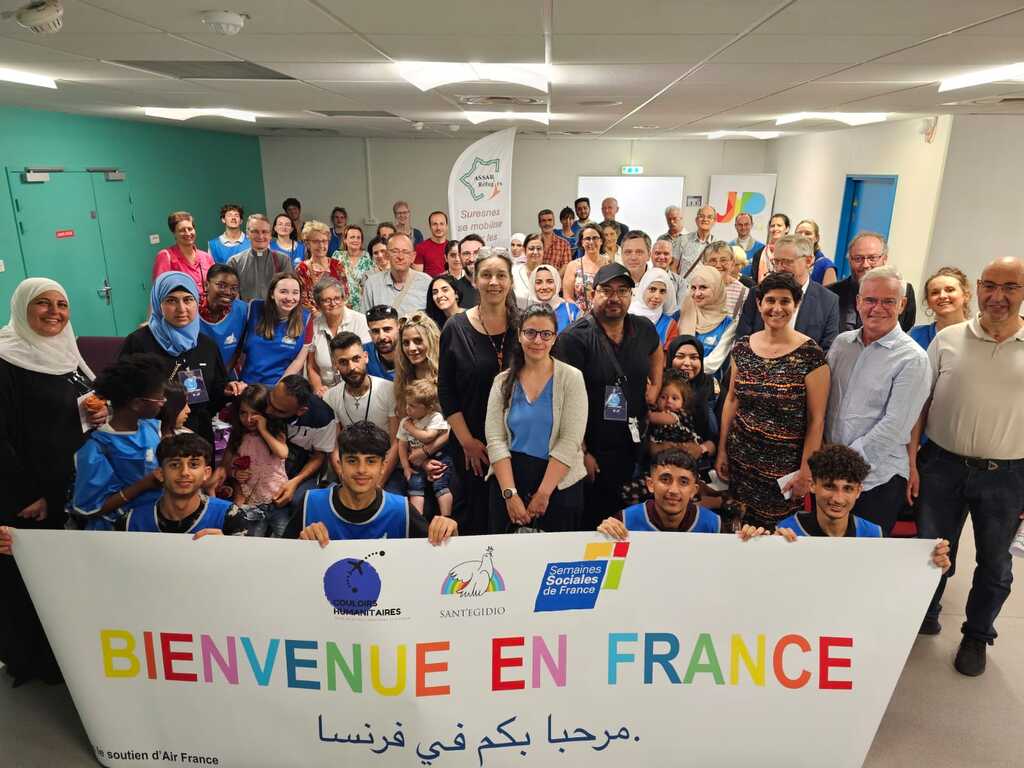 Een weg van vriendschap, solidariteit en verantwoordelijkheid: nieuwe aankomst van de humanitaire corridors in Frankrijk